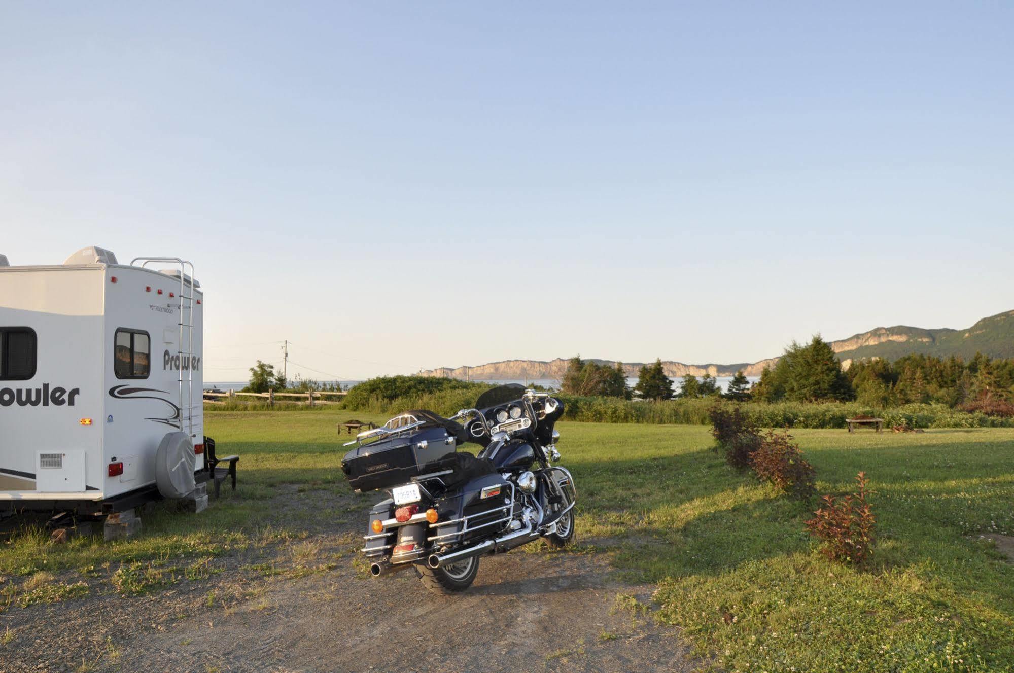 Motel Du Haut Phare Cap-des-Rosiers Dış mekan fotoğraf